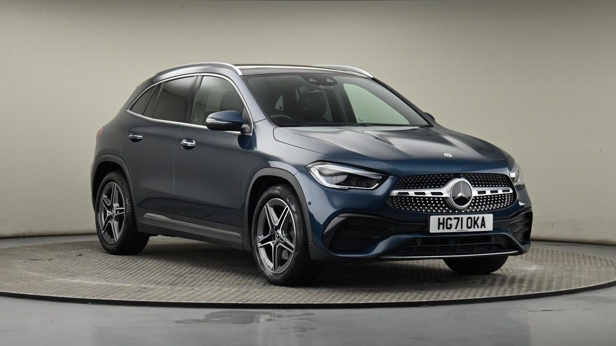 Mercedes-Benz GLA Sticky Header Image