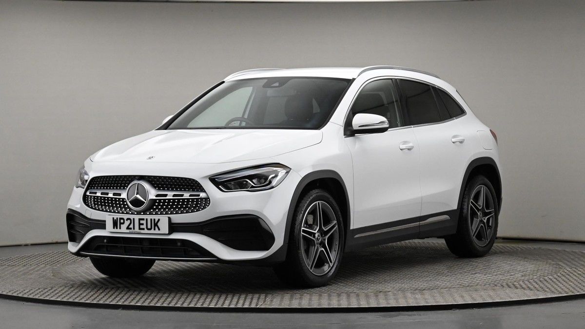 Mercedes-Benz GLA Image 22