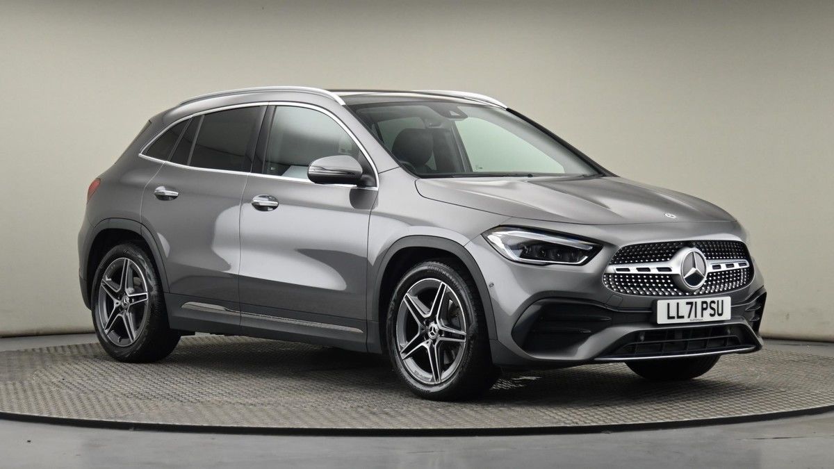 Mercedes-Benz GLA Image 20