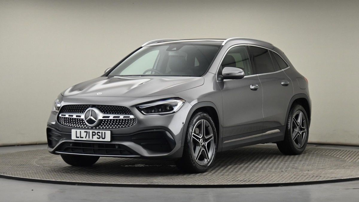 Mercedes-Benz GLA Image 22