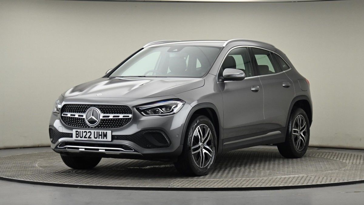 Mercedes-Benz GLA Image 21