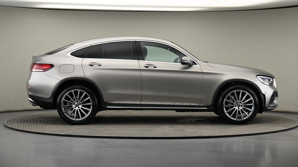 Mercedes-Benz GLC Image 26