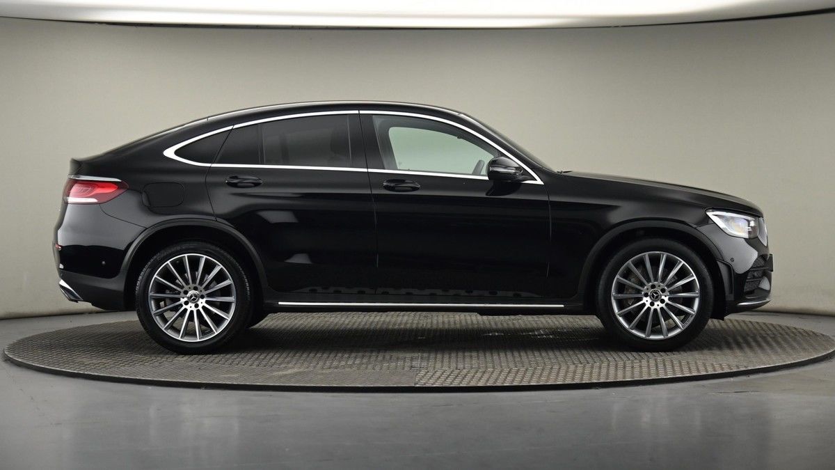 Mercedes-Benz GLC Image 28