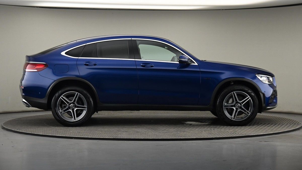 Mercedes-Benz GLC Image 26