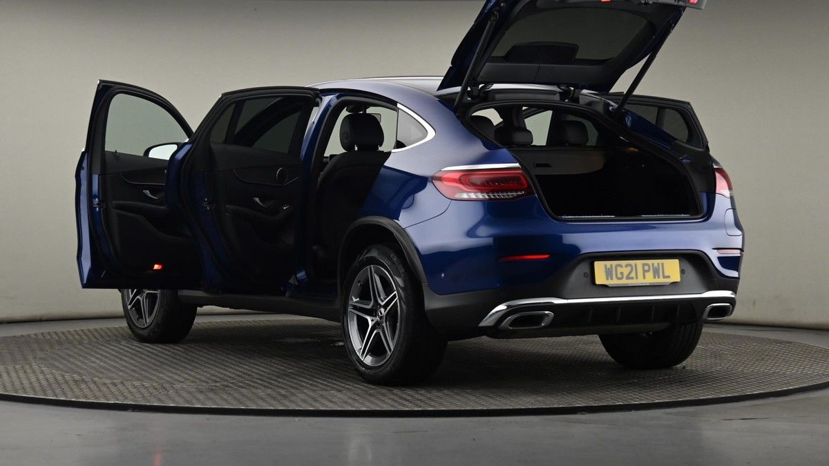 Mercedes-Benz GLC Image 28