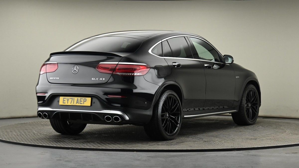Mercedes-Benz GLC Image 26
