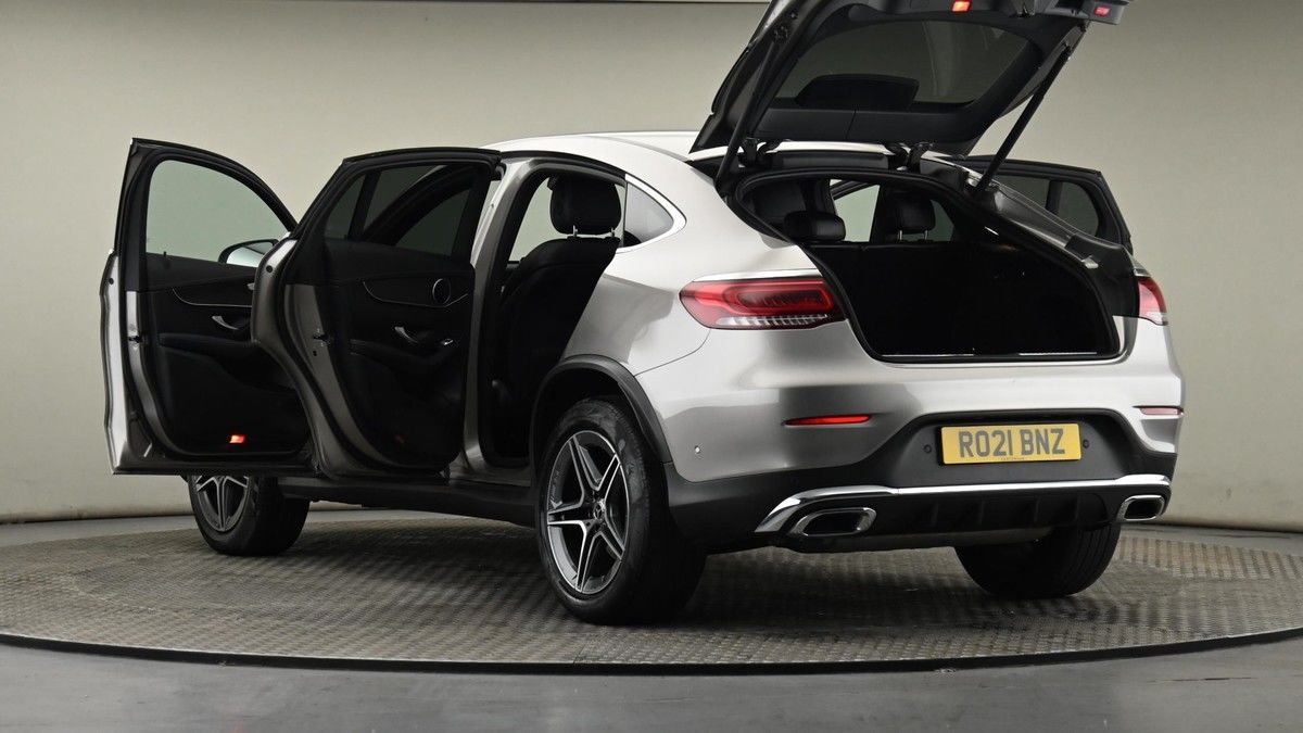 Mercedes-Benz GLC Image 29