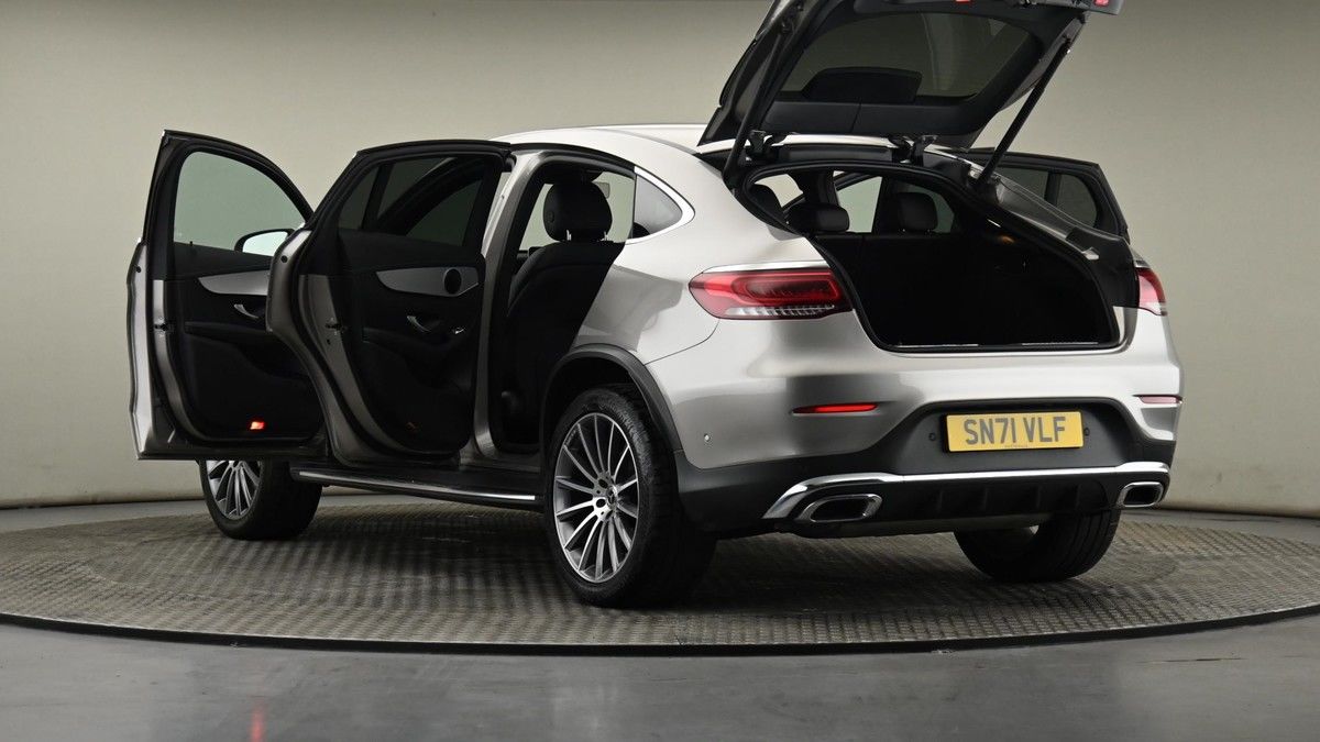 Mercedes-Benz GLC Image 28