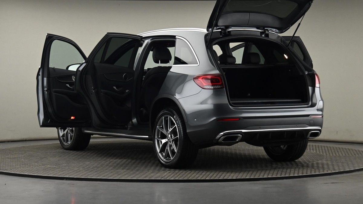 Mercedes-Benz GLC Image 29