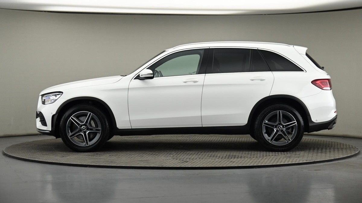 Mercedes-Benz GLC Image 23