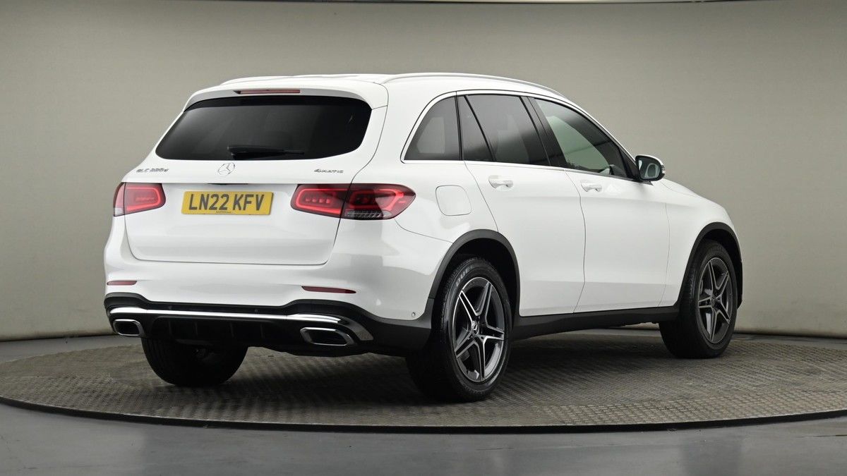 Mercedes-Benz GLC Image 26