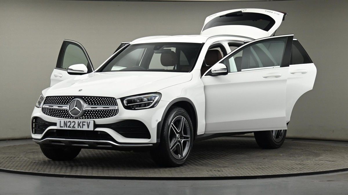 Mercedes-Benz GLC Image 28