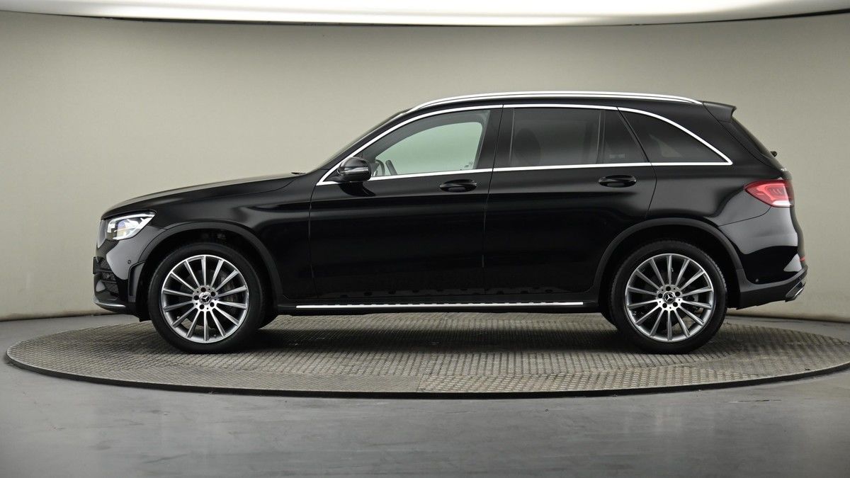 Mercedes-Benz GLC Image 23