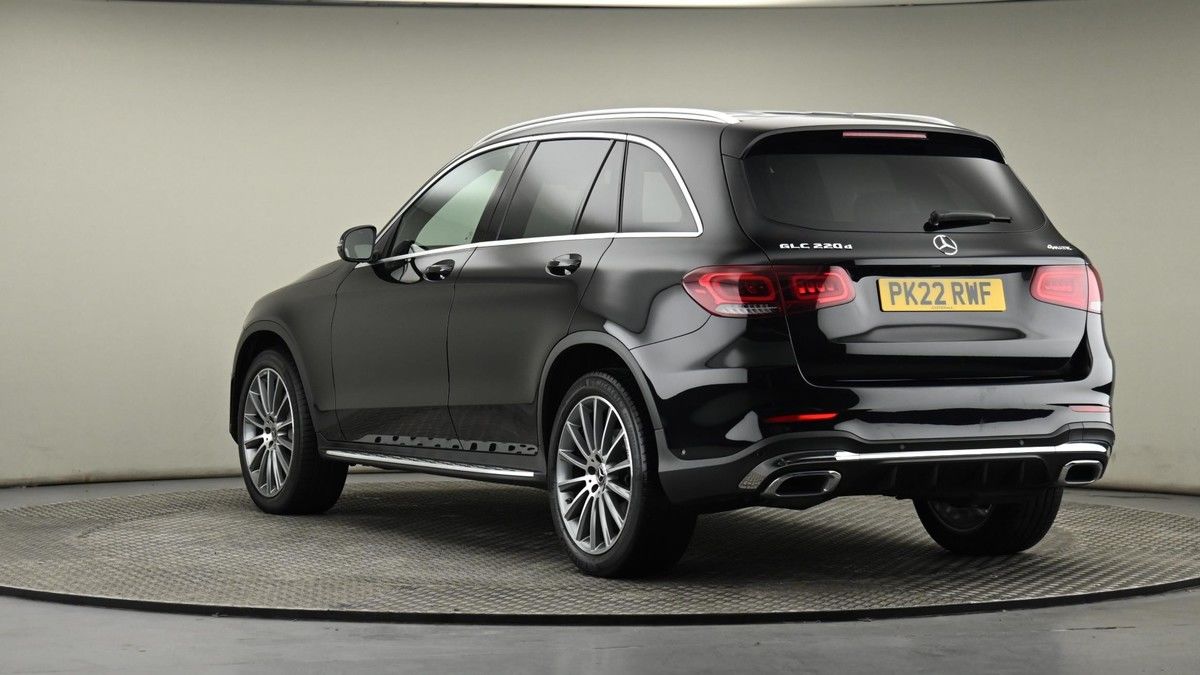 Mercedes-Benz GLC Image 24