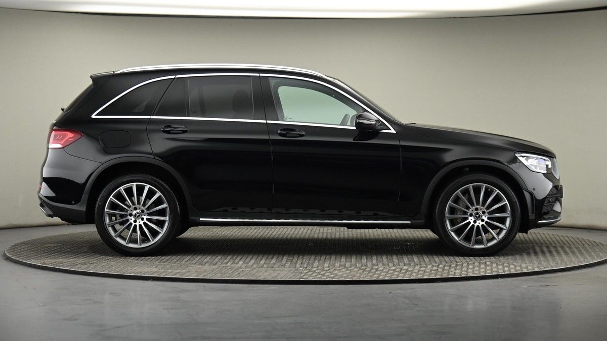 Mercedes-Benz GLC Image 27