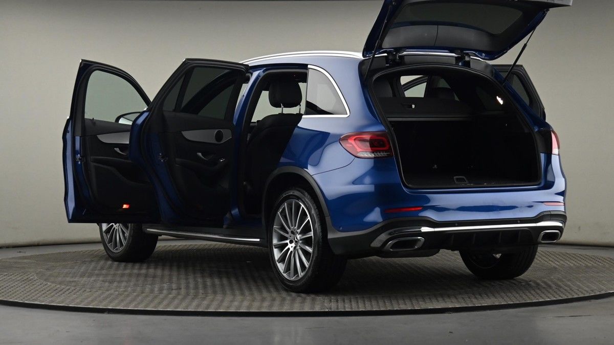 Mercedes-Benz GLC Image 29