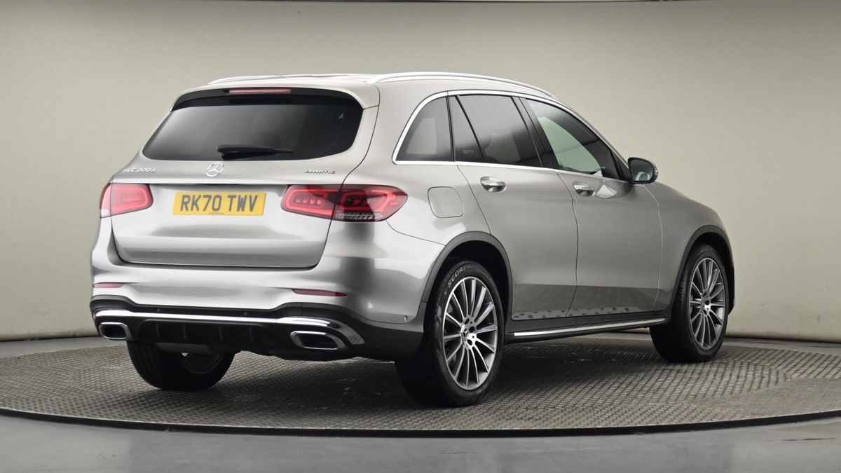 Mercedes-Benz GLC Image 26