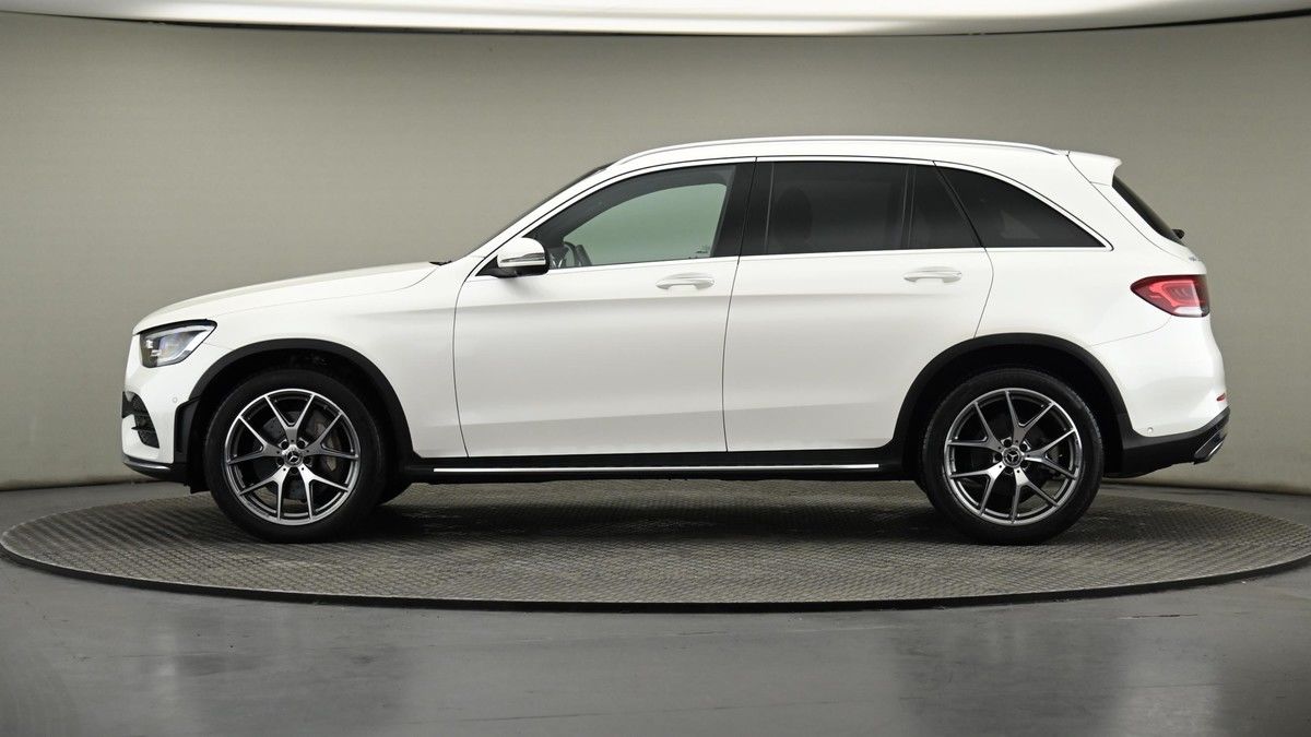 Mercedes-Benz GLC Image 23