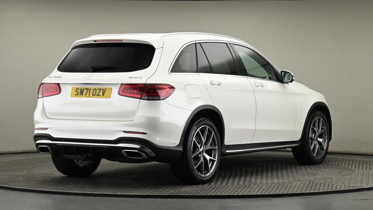 Mercedes-Benz GLC Image 26