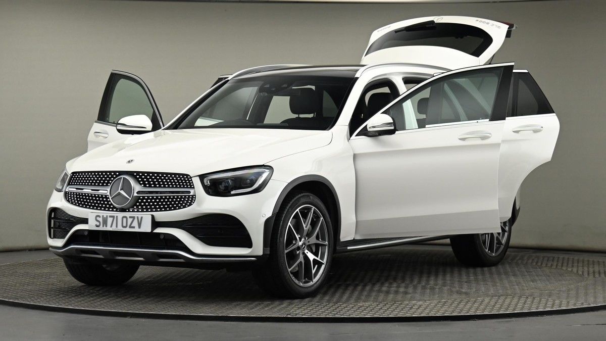 Mercedes-Benz GLC Image 28