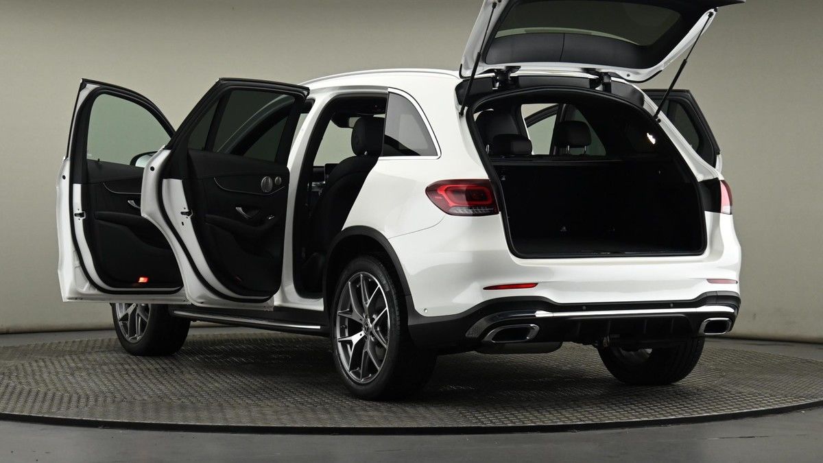Mercedes-Benz GLC Image 29
