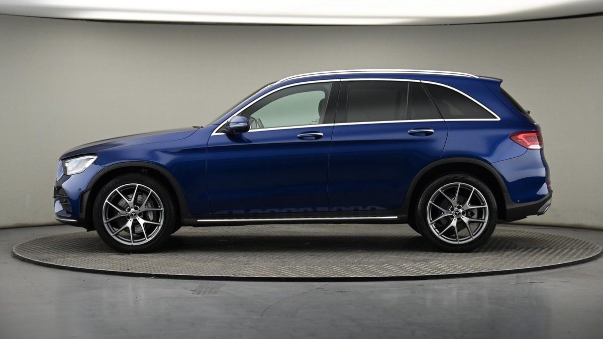 Mercedes-Benz GLC Image 23