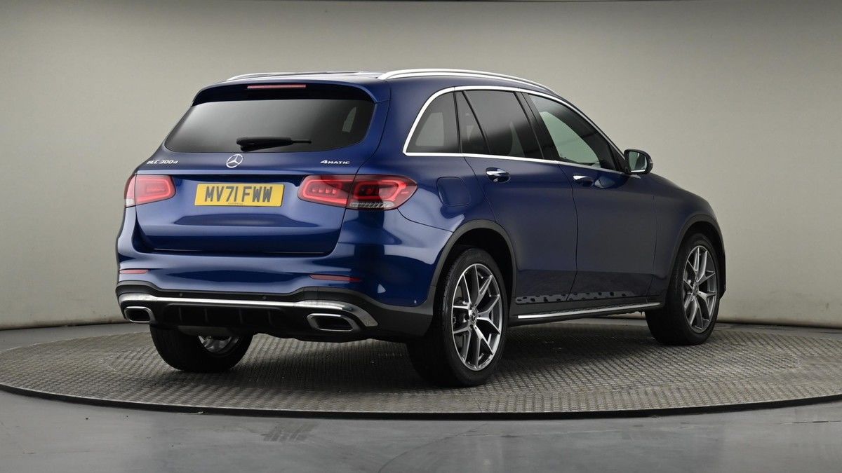 Mercedes-Benz GLC Image 26