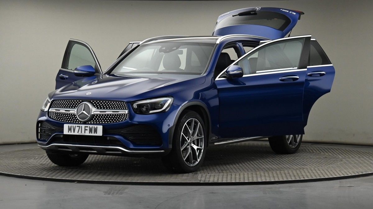 Mercedes-Benz GLC Image 28
