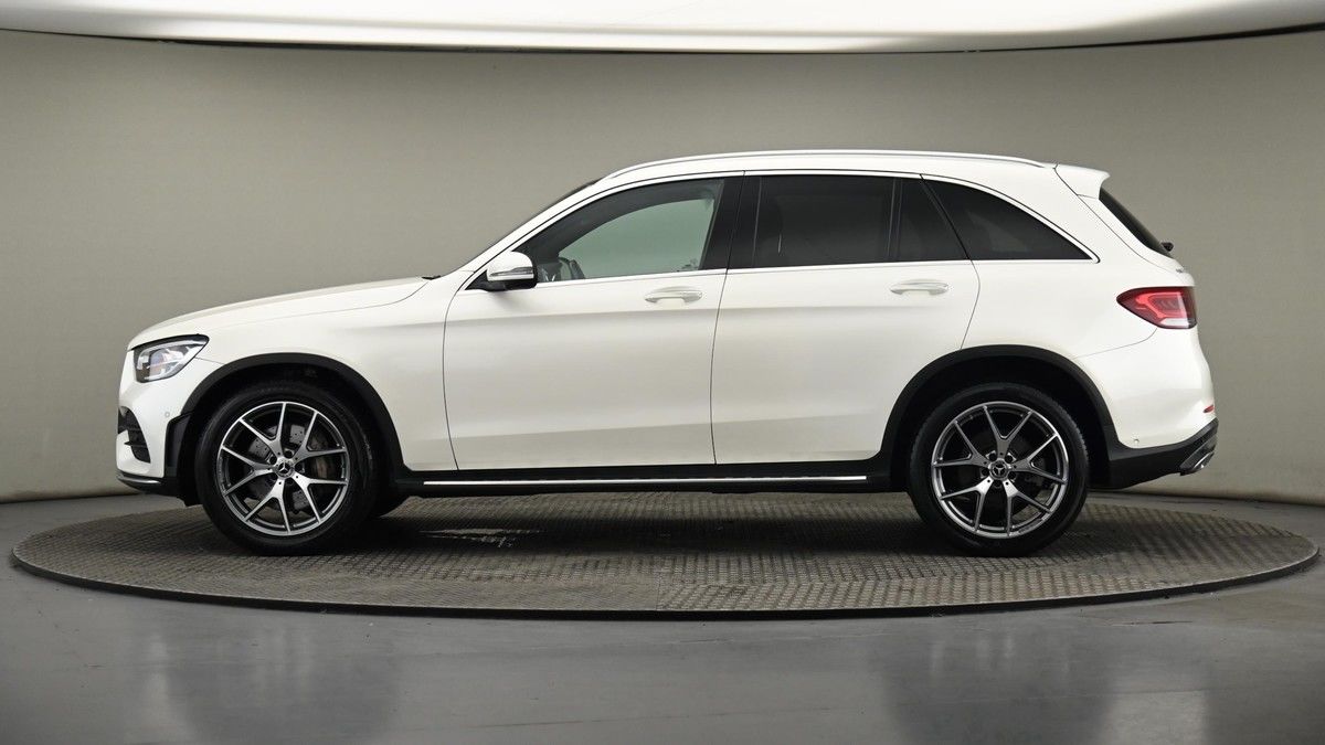 Mercedes-Benz GLC Image 23