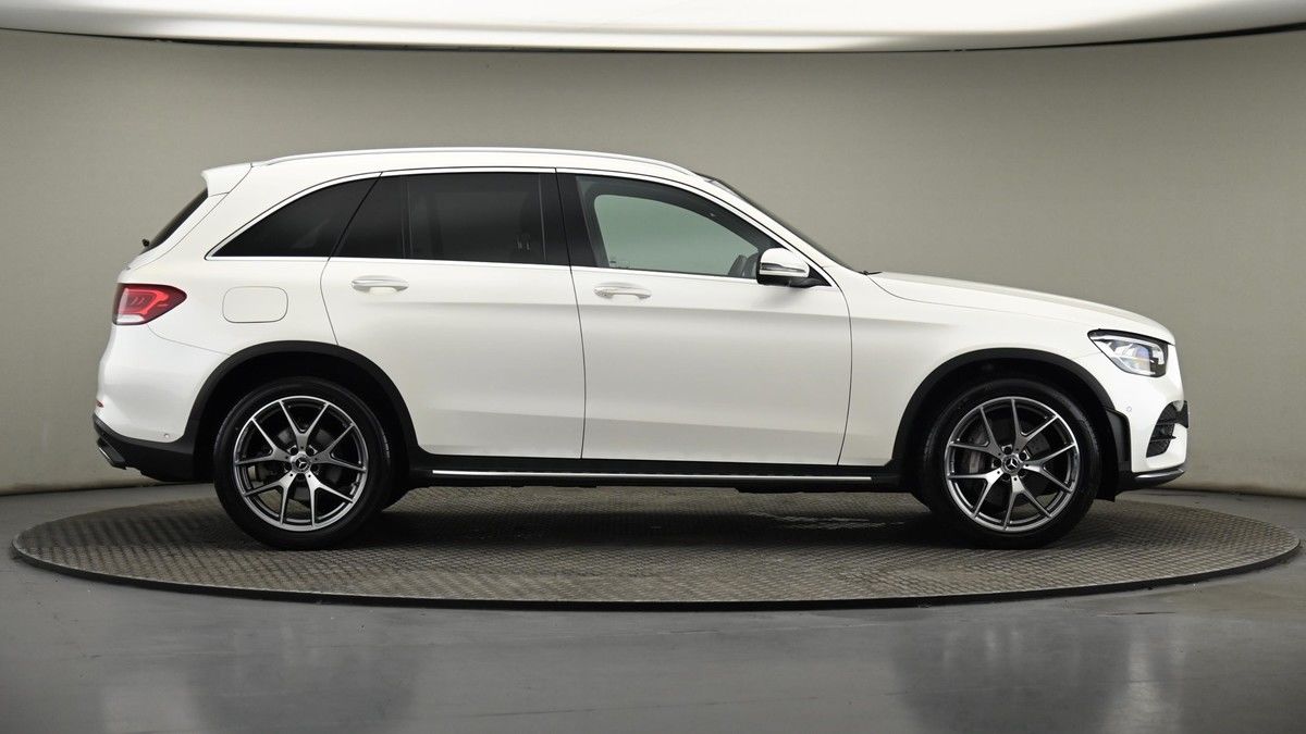 Mercedes-Benz GLC Image 27