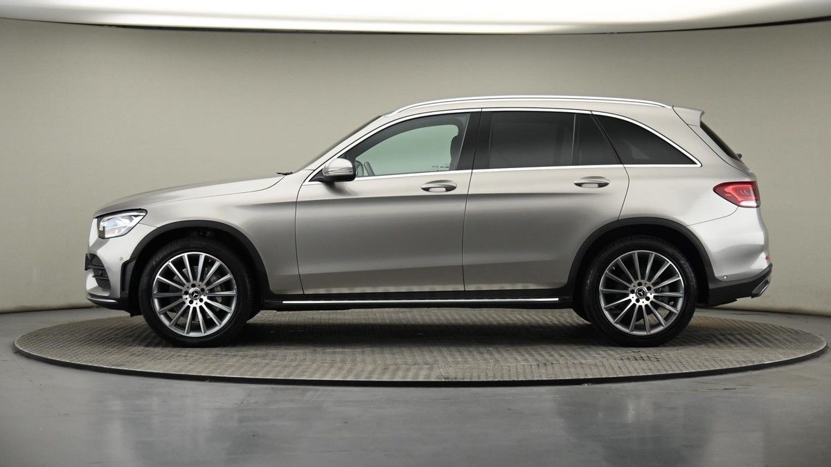 Mercedes-Benz GLC Image 22