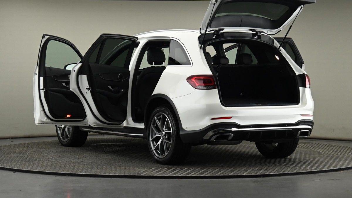 Mercedes-Benz GLC Image 29