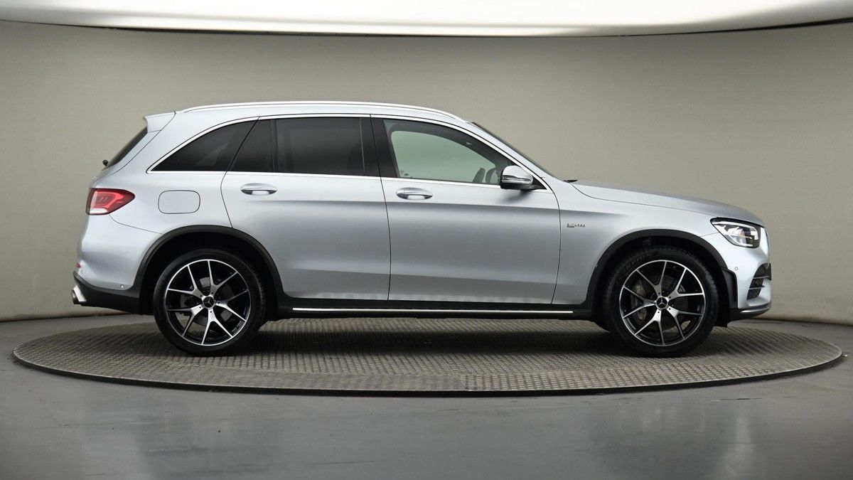 Mercedes-Benz GLC Image 27