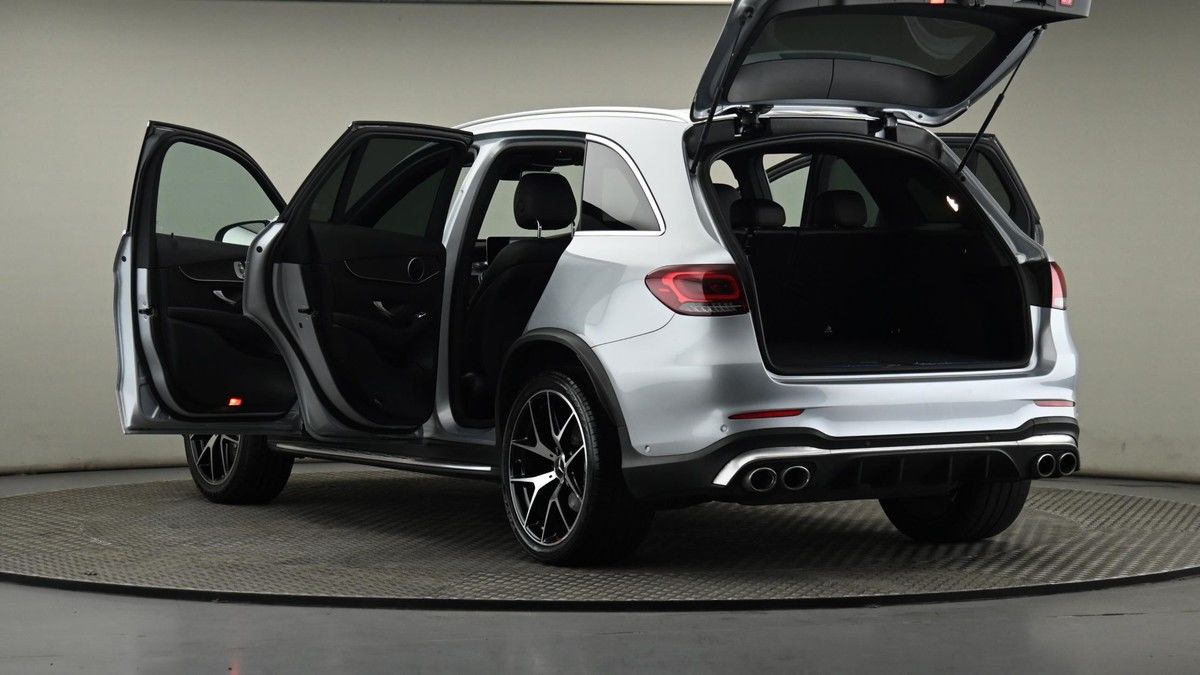 Mercedes-Benz GLC Image 29
