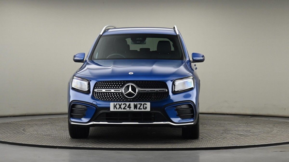 Mercedes-Benz GLB Image 21
