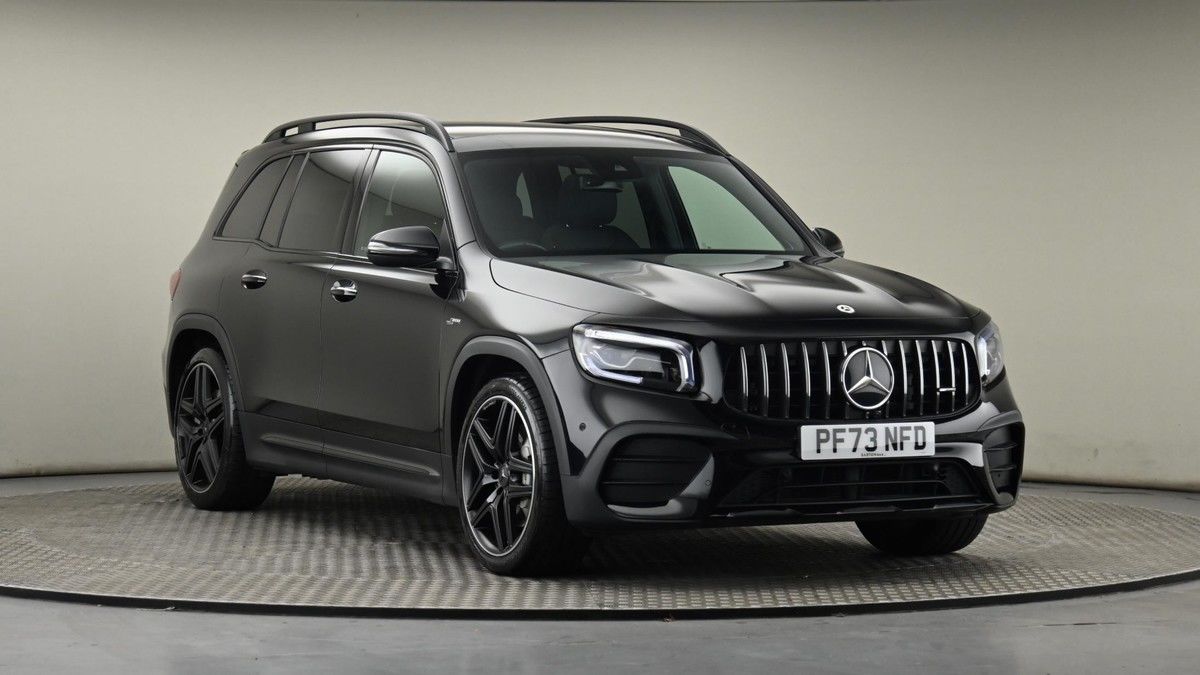 Mercedes-Benz GLB Sticky Header Image