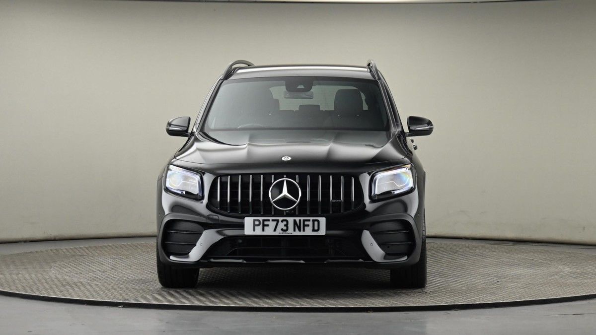 Mercedes-Benz GLB Image 21