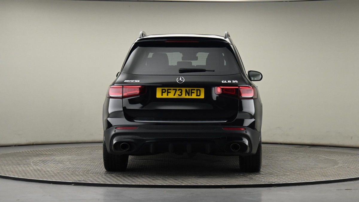 Mercedes-Benz GLB Image 25