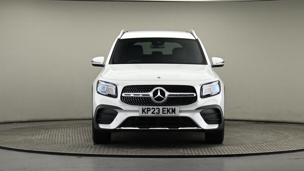 Mercedes-Benz GLB Image 21