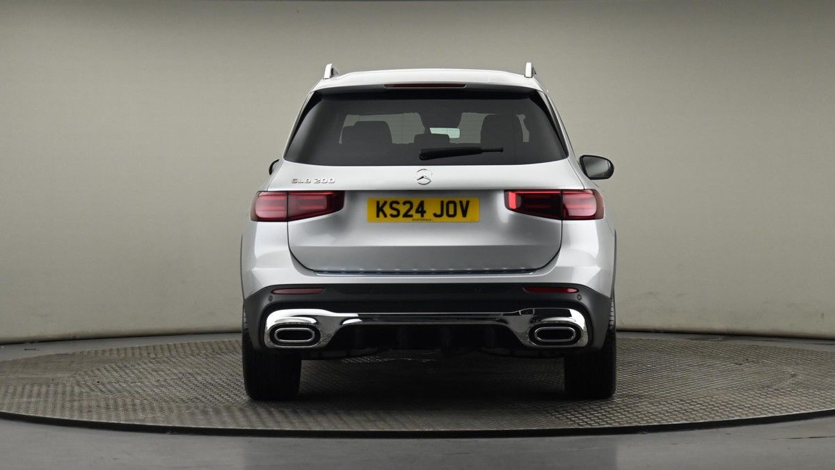 Mercedes-Benz GLB Image 25