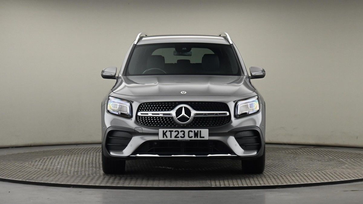 Mercedes-Benz GLB Image 20