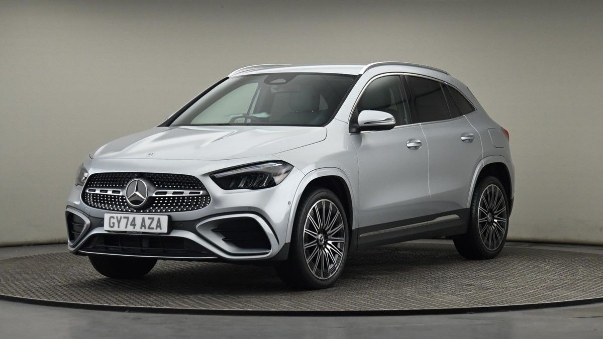 Mercedes-Benz GLA Image 22
