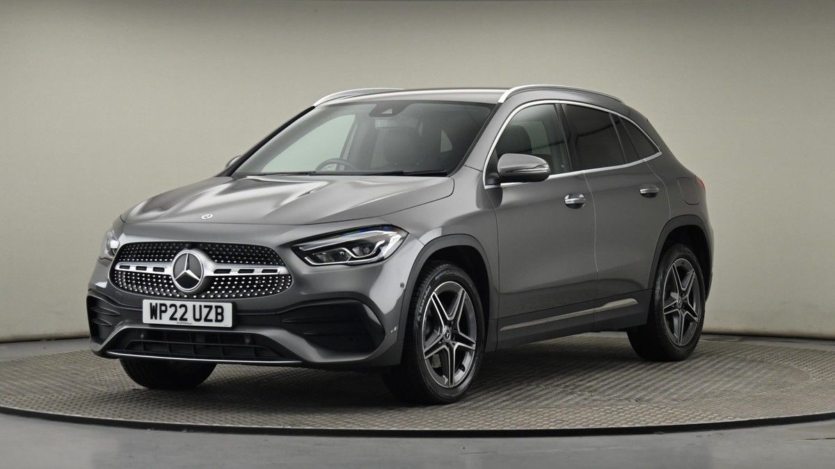Mercedes-Benz GLA Image 21