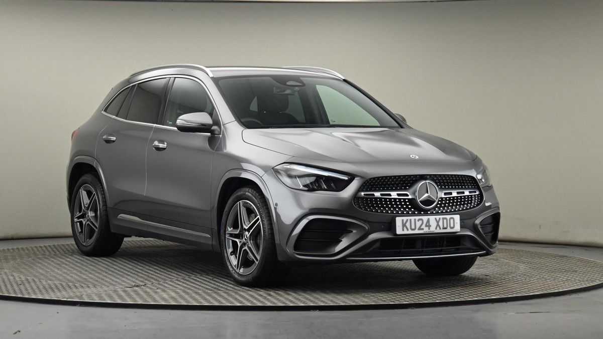Mercedes-Benz GLA Sticky Header Image