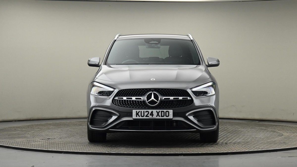Mercedes-Benz GLA Image 20
