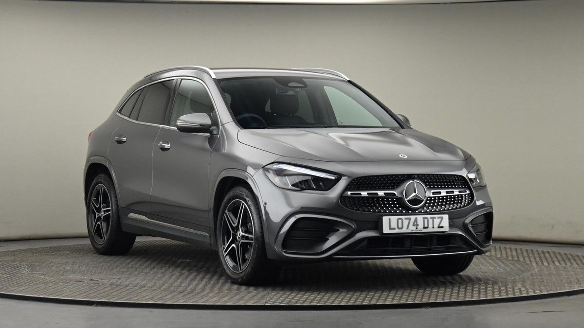Mercedes-Benz GLA Sticky Header Image