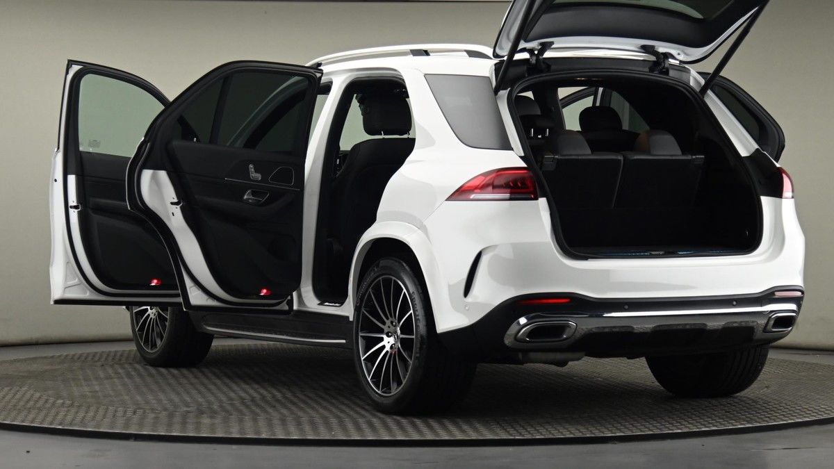 Mercedes-Benz GLE Image 29