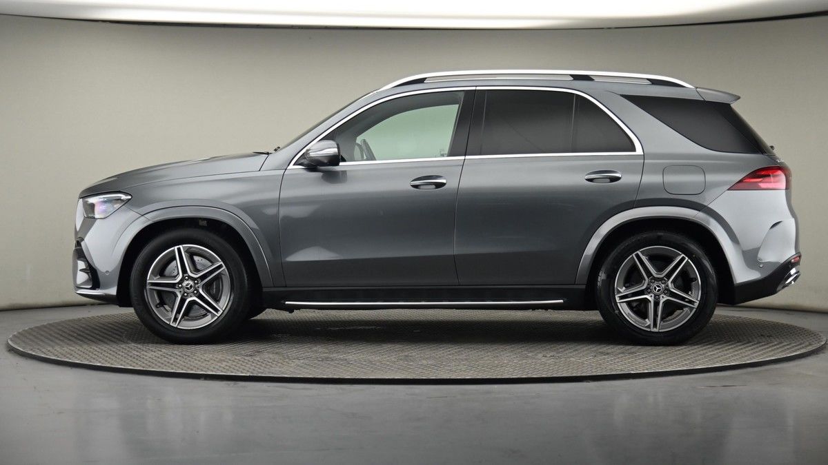 Mercedes-Benz GLE Image 23