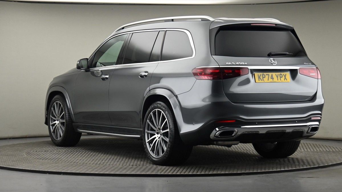 Mercedes-Benz GLS Image 24