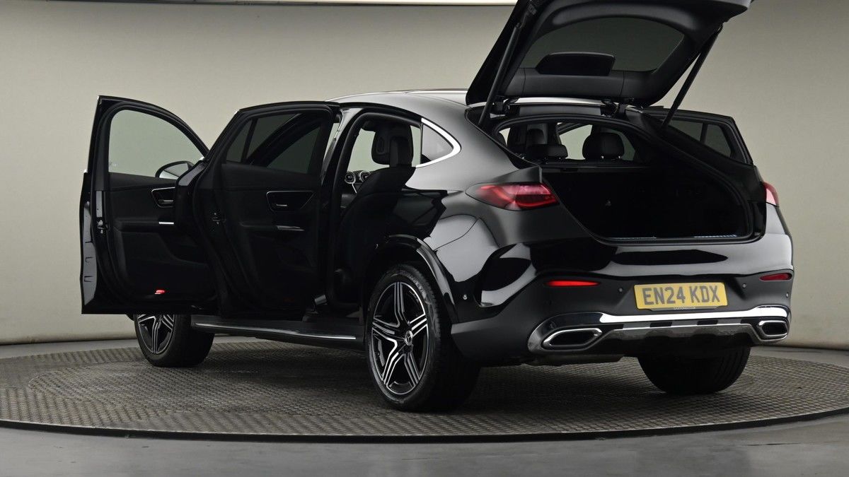Mercedes-Benz GLC Image 17